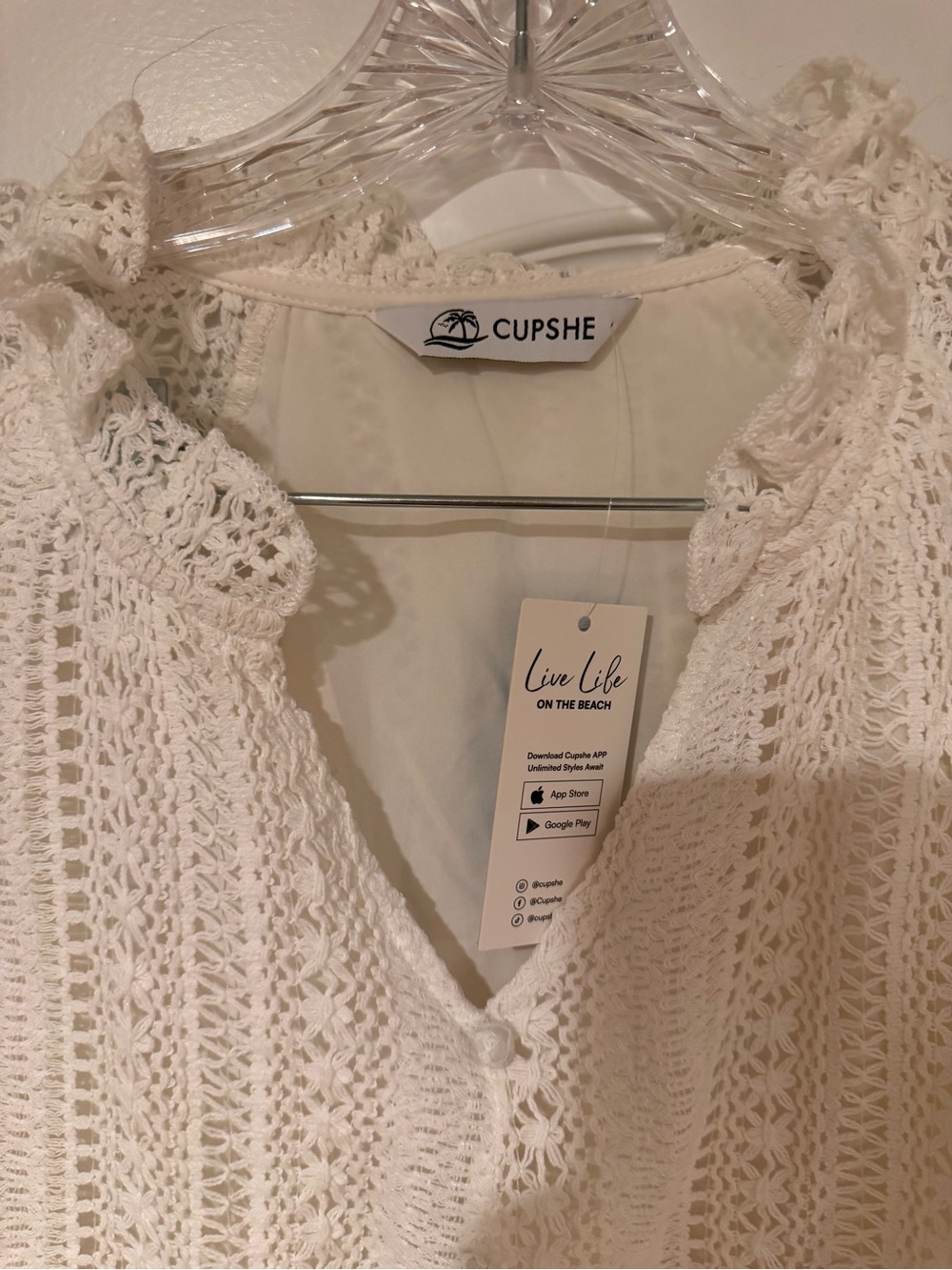 Cupshe Cream Crochet Button-Front Knit Blouse NWT - Picture 2 of 3
